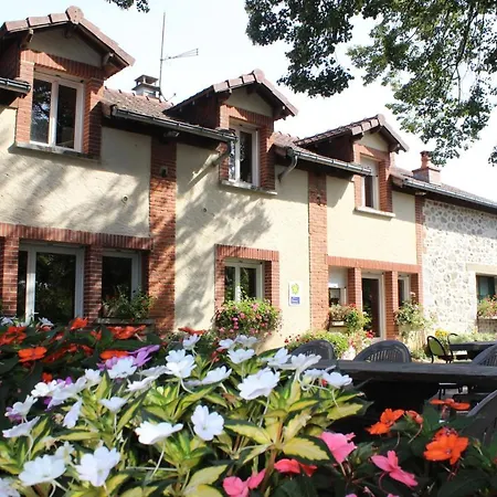 Frühstückspension De La Normandie 3*